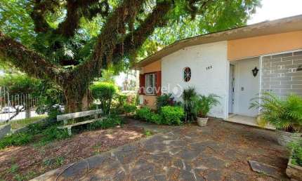 Casa com 5 quartos à venda na Avenida Clemenciano Barnasque, 702, Teresópolis, Porto Alegre por R$ 695.000