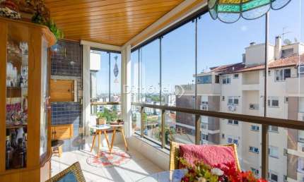 Apartamento com 2 quartos à venda na Rua Doutor Barcelos, 1130, Tristeza, Porto Alegre por R$ 680.000