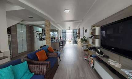 Casa com 3 quartos à venda na Rua Folha da Tarde, 56, Cristal, Porto Alegre por R$ 1.400.000