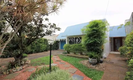 Casa com 3 quartos à venda na Avenida Arlindo Pasqualini, 72, Jardim Isabel, Porto Alegre por R$ 980.000