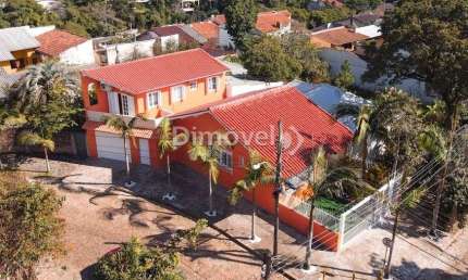 Casa com 4 quartos à venda na Rua Alfredo Varela, 0305, Teresópolis, Porto Alegre por R$ 750.000