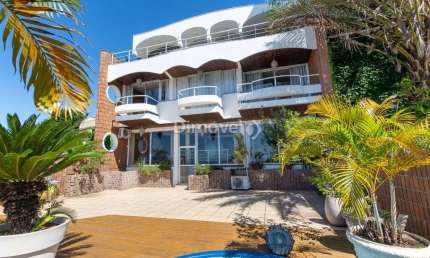 Casa com 4 quartos à venda na Rua Bororó, 25, Vila Assunção, Porto Alegre por R$ 4.240.000
