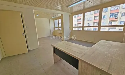Sala comercial à venda na Avenida Senador Salgado Filho, 094, Centro Histórico, Porto Alegre por R$ 95.000