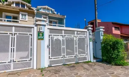 Casa com 3 quartos à venda na rua padre joão batista reus, 1941, tristeza, porto alegre por r$ 690.000