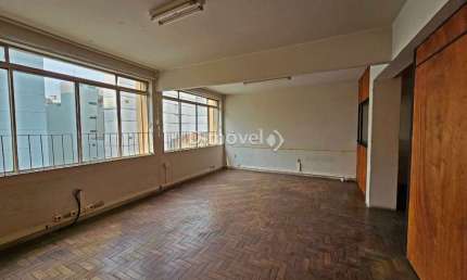 Sala comercial à venda na Rua Vigário José Inácio, 263, Centro Histórico, Porto Alegre por R$ 95.000