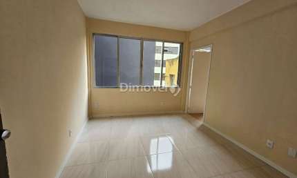 Apartamento com 1 quarto à venda na Rua dos Andradas, 1251, Centro Histórico, Porto Alegre por R$ 143.000