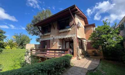 Casa com 3 quartos à venda na Rua Coroados, 1200, Vila Assunção, Porto Alegre por R$ 2.200.000