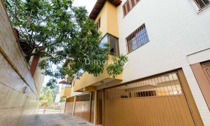 Casa em condomínio fechado com 3 quartos à venda na Rua Coronel Massot, 134, Cristal, Porto Alegre por R$ 650.000