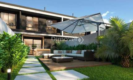 Casa com 3 quartos à venda na Guaicuru, 250, Vila Assunção, Porto Alegre por R$ 1.690.000