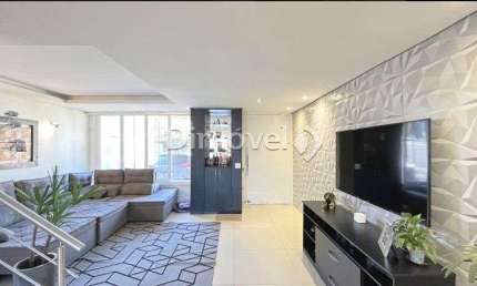 Casa com 3 quartos à venda na Rua Aldo Sani, 114, Hípica, Porto Alegre por R$ 890.000