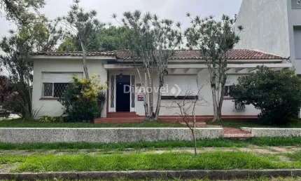 Casa com 3 quartos à venda na Rua Chavantes, 334, Vila Assunção, Porto Alegre por R$ 980.000