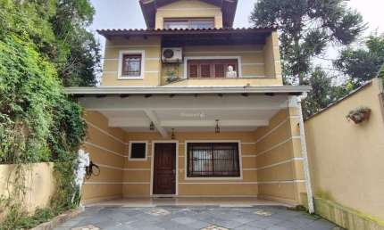 Casa com 5 quartos à venda na Rua Ladislau Neto, 156, Ipanema, Porto Alegre por R$ 835.000