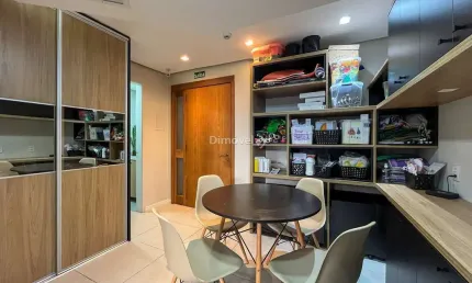 Sala comercial à venda na Avenida Getúlio Vargas, 1184, Menino Deus, Porto Alegre por R$ 240.000