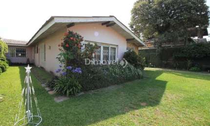 Casa comercial à venda na Praça Comendador Souza Gomes, 39, Tristeza, Porto Alegre por R$ 2.660.000