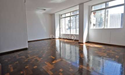 Apartamento com 2 quartos à venda na Rua Marechal Floriano Peixoto, 386, Centro Histórico, Porto Alegre por R$ 250.000