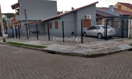 Casa com 5 quartos à venda na Avenida Alcibiades Martins da Rocha, 1885, Aberta dos Morros, Porto Alegre por R$ 580.000
