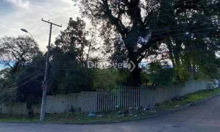 Terreno à venda na Avenida Capivari, 1112, Cristal, Porto Alegre por R$ 1.100.000
