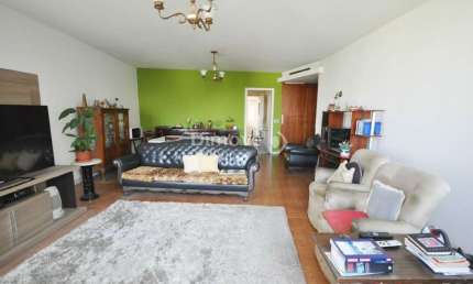 Apartamento com 4 quartos à venda na Rua Duque de Caxias, 1478, Centro Histórico, Porto Alegre por R$ 630.000