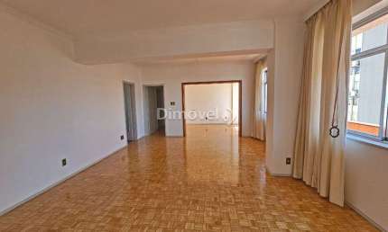 Apartamento com 3 quartos à venda na Rua Vigário José Inácio, 615, Centro Histórico, Porto Alegre por R$ 520.000