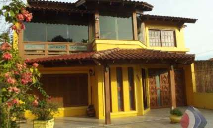 Casa com 4 quartos à venda na Rua Marquês do Maricá, 550, Vila Nova, Porto Alegre por R$ 856.000