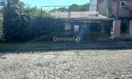 Terreno à venda na Rua dos Guenoas, 821, Guarujá, Porto Alegre por R$ 400.000