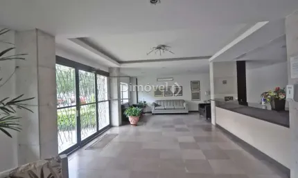 Apartamento com 3 quartos à venda na Rua Santa Terezinha, 512, Farroupilha, Porto Alegre por R$ 580.000