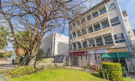 Ponto comercial à venda na Avenida Praia de Belas, 789, Menino Deus, Porto Alegre por R$ 590.000