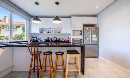 Casa com 5 quartos à venda na Rua João Mendes Ouriques, 257, Jardim Isabel, Porto Alegre por R$ 1.500.000