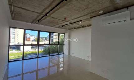 Sala comercial para alugar na Rua Doutor Armando Barbedo, 425, Tristeza, Porto Alegre por R$ 1.500
