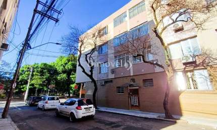 Apartamento com 1 quarto para alugar na Rua General Bento Martins, 743, Centro Histórico, Porto Alegre por R$ 950