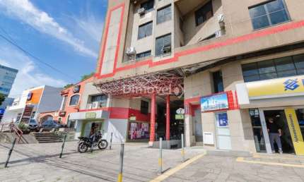 Sala comercial para alugar na Avenida Wenceslau Escobar, 2923, Tristeza, Porto Alegre por R$ 850