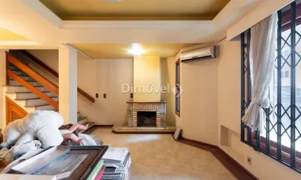 Casa em condomínio fechado com 3 quartos para alugar na Rua Jaguari, 910, Cristal, Porto Alegre por R$ 4.000