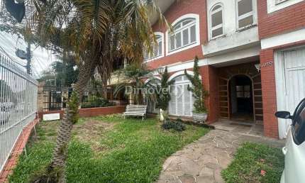 Casa comercial para alugar na Rua Vicente Failace, 466, Tristeza, Porto Alegre por R$ 8.500