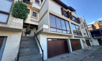 Casa em condomínio fechado com 5 quartos para alugar na Rua Conselheiro Xavier da Costa, 2420, Ipanema, Porto Alegre por R$ 4.200