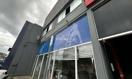 Ponto comercial para alugar na Avenida Edgar Pires De Castro - De 2240 A 3038 - L, 285, Hípica, Porto Alegre por R$ 8.000