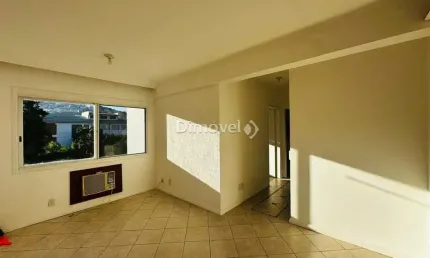 Apartamento com 2 quartos para alugar na Avenida da Cavalhada, 2356, Cavalhada, Porto Alegre por R$ 2.100