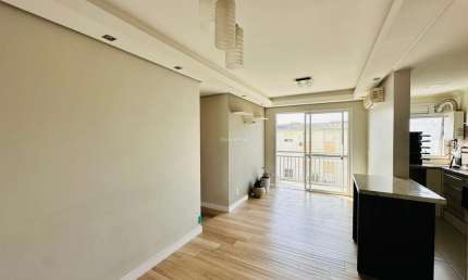 Apartamento com 3 quartos para alugar na Rua Doutor Barcelos, 2434, Camaquã, Porto Alegre por R$ 2.800