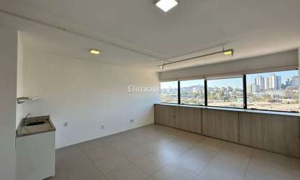 Sala comercial para alugar na Avenida Icaraí, 1717, Cristal, Porto Alegre por R$ 1.500