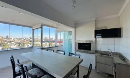Apartamento com 3 quartos para alugar na Rua Coronel Massot, 228, Cristal, Porto Alegre por R$ 3.860