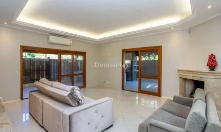 Casa em condomínio fechado com 3 quartos para alugar na Travessa Pedra Redonda, 450, Jardim Isabel, Porto Alegre por R$ 6.500