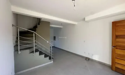 Casa em condomínio fechado com 2 quartos para alugar na rua miguel ascoleze, 125, vila nova, porto alegre por r$ 2.100