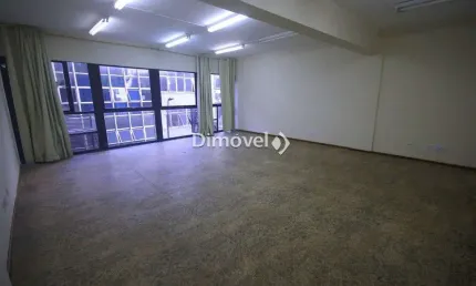 Sala comercial para alugar na Rua Riachuelo, 1601, Centro Histórico, Porto Alegre por R$ 1.400