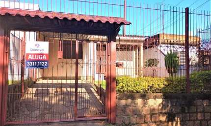 Casa com 2 quartos para alugar na Rua Amapá, 1093, Vila Nova, Porto Alegre por R$ 1.500