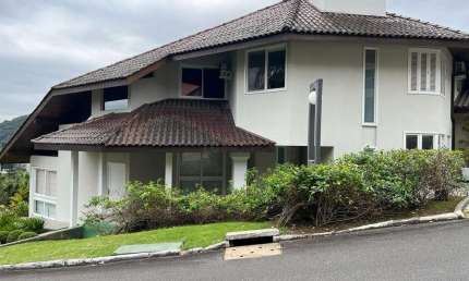 Casa com 4 quartos à venda na Rua Quinze de Novembro, 2119, Glória, Joinville