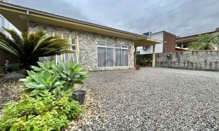 CASA no JARDIM IRIRIÚ com 3 quartos para VENDA, 130 m²
