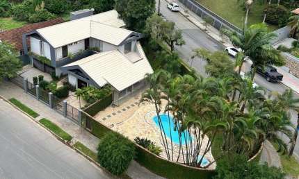 CASA no ATIRADORES com 3 quartos para VENDA, 328 m²