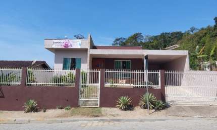 Casa com 2 quartos à venda na Avenida Nereu Ramos, Praia Alegre, Penha