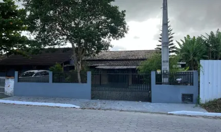 Casa com 2 quartos à venda na Avenida Nereu Ramos, Centro, Penha