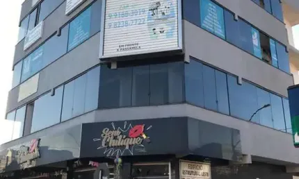 prédio comercial com 4 pavimentos na estrutural próximo a pista com renda ótimo para invetidor vendo venda