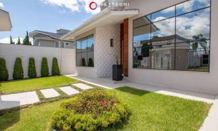 Casa de Alto Padrão no Bairro Recife – Sofisticação e Conforto para Sua Família
